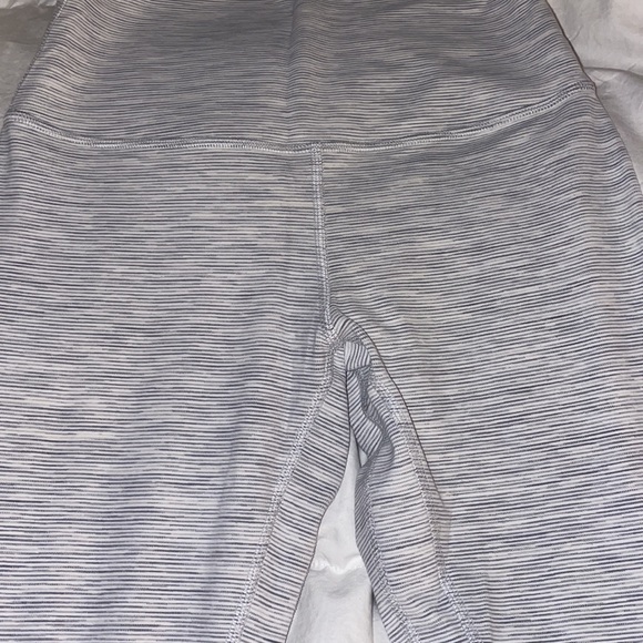 Lululemon Align 25 inch pant - Picture 6 of 8